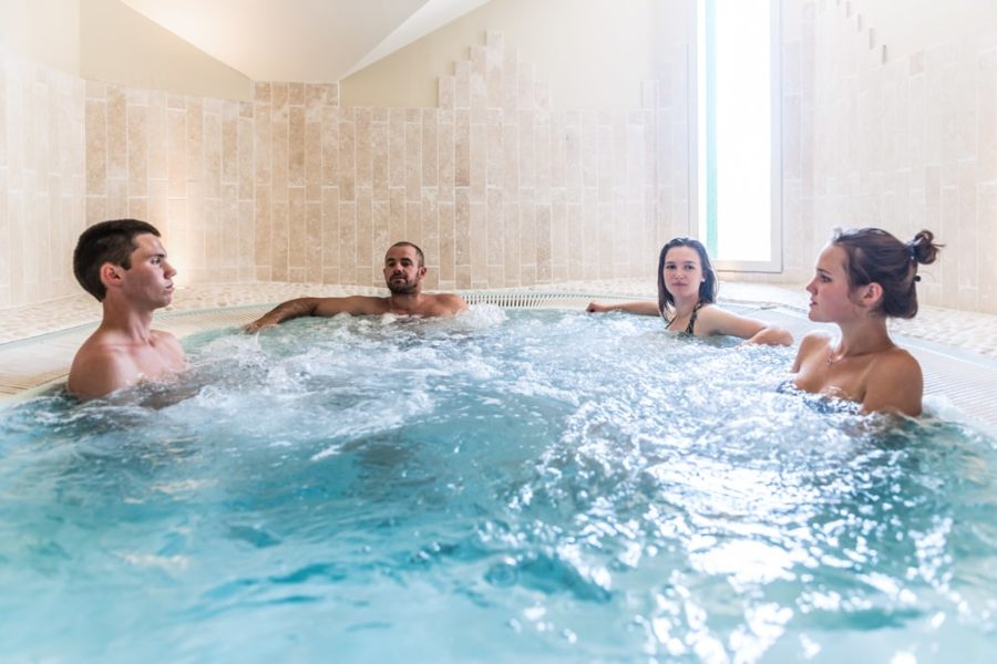 L'espace hydrodétente Spa Douc'heure du Golfe à Baden L'espace hydrodétente Spa Douc'heure du Golfe à Baden