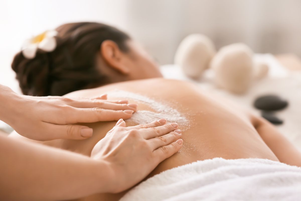 Gommage soin du corps Spa Douc'heure du Golfe